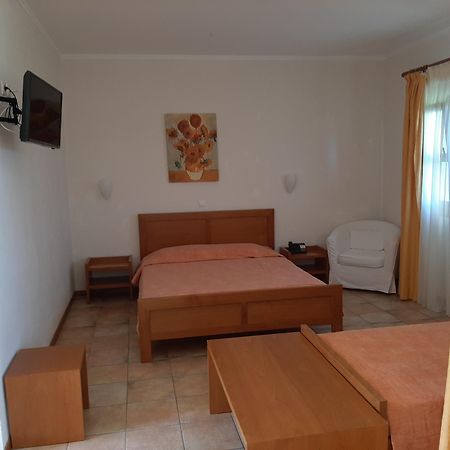 Gi Ga Mar Aparthotel Kриопиги Екстериор снимка