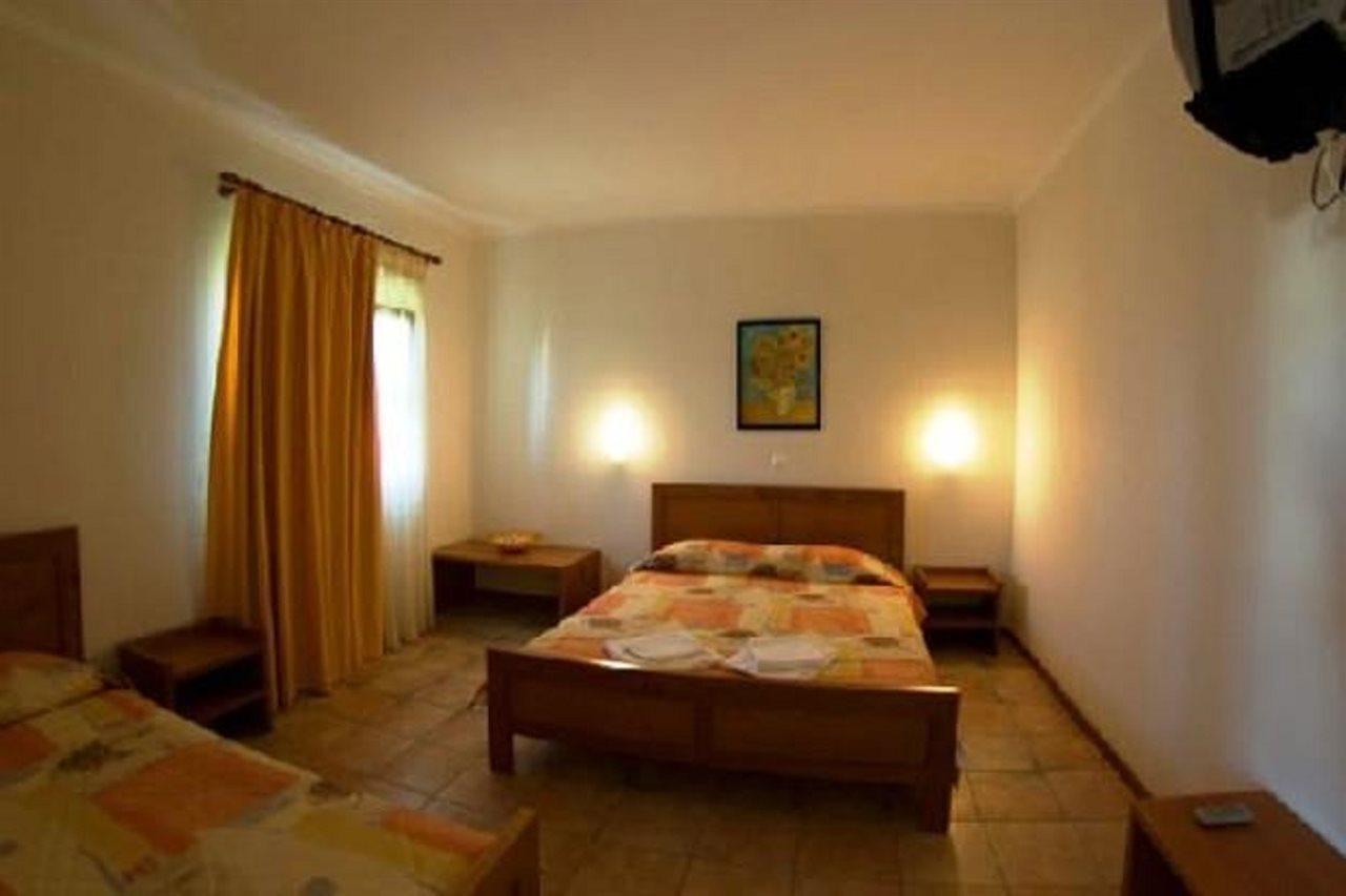 Gi Ga Mar Aparthotel Kриопиги Екстериор снимка